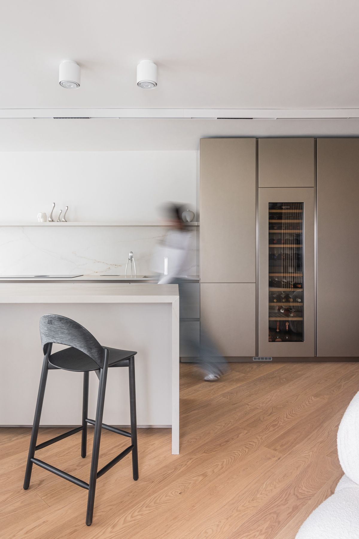 StanM01.DWG - Interijer stana - 2324