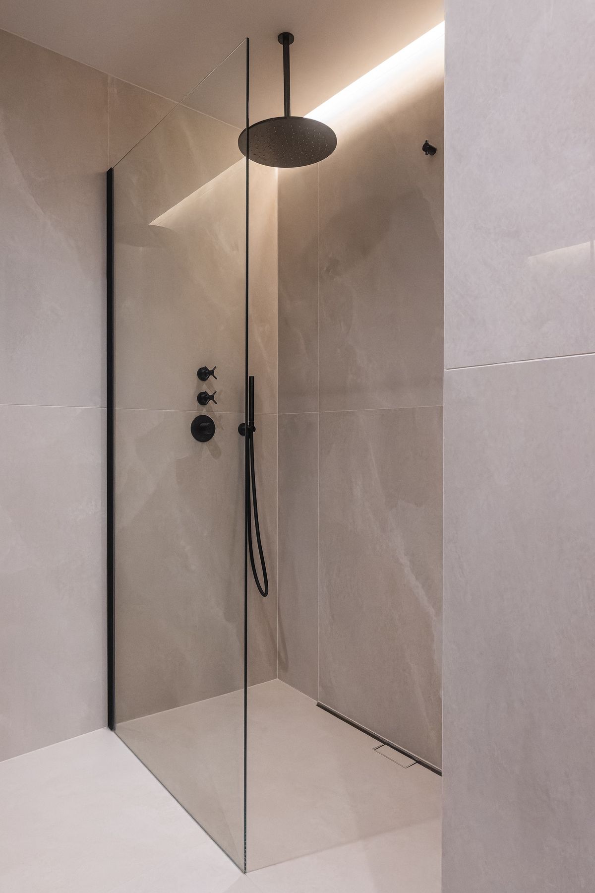 StanM01.DWG - Interijer stana - 2340