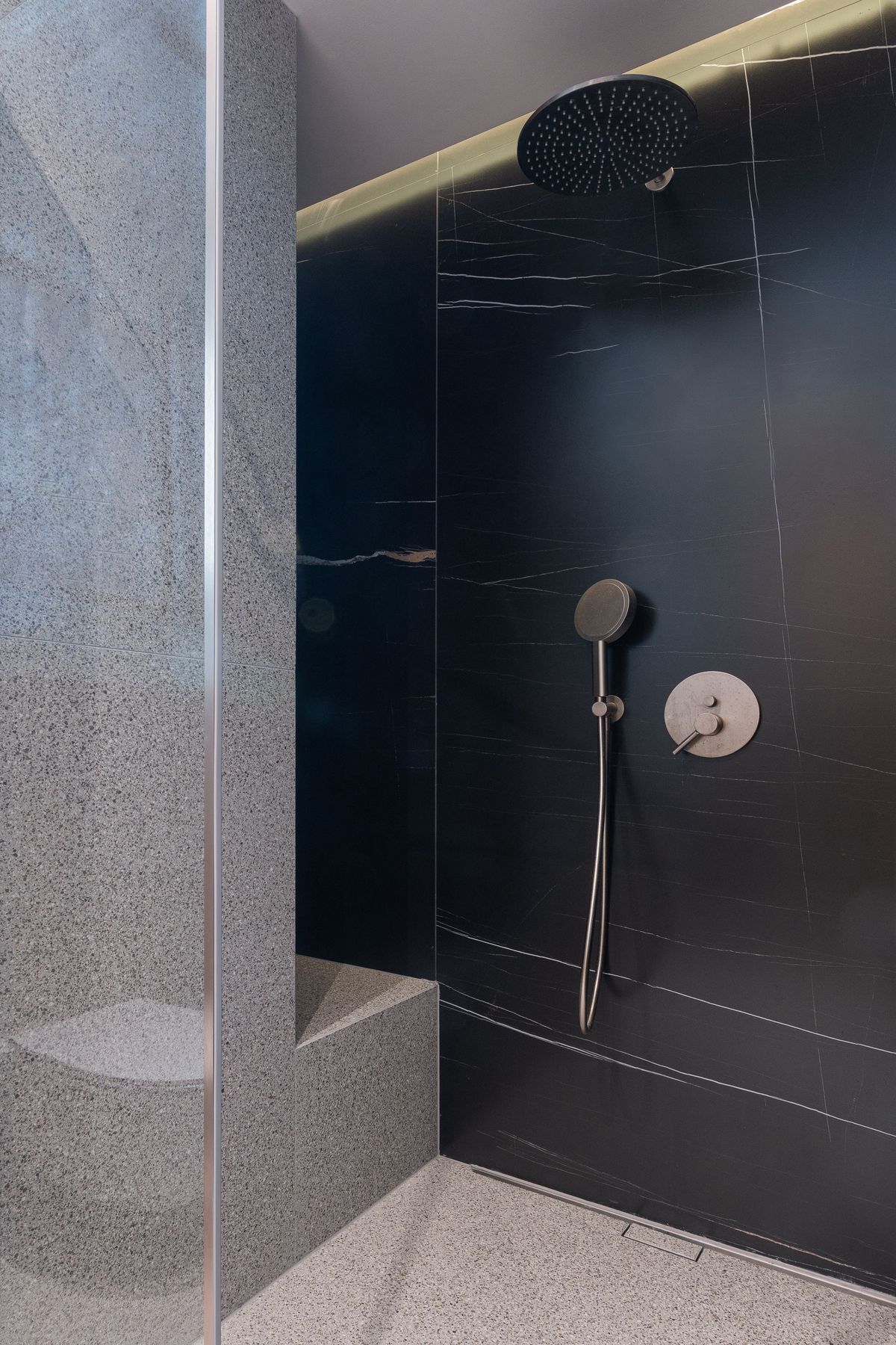 StanE01.DWG - Interijer stana - 2303