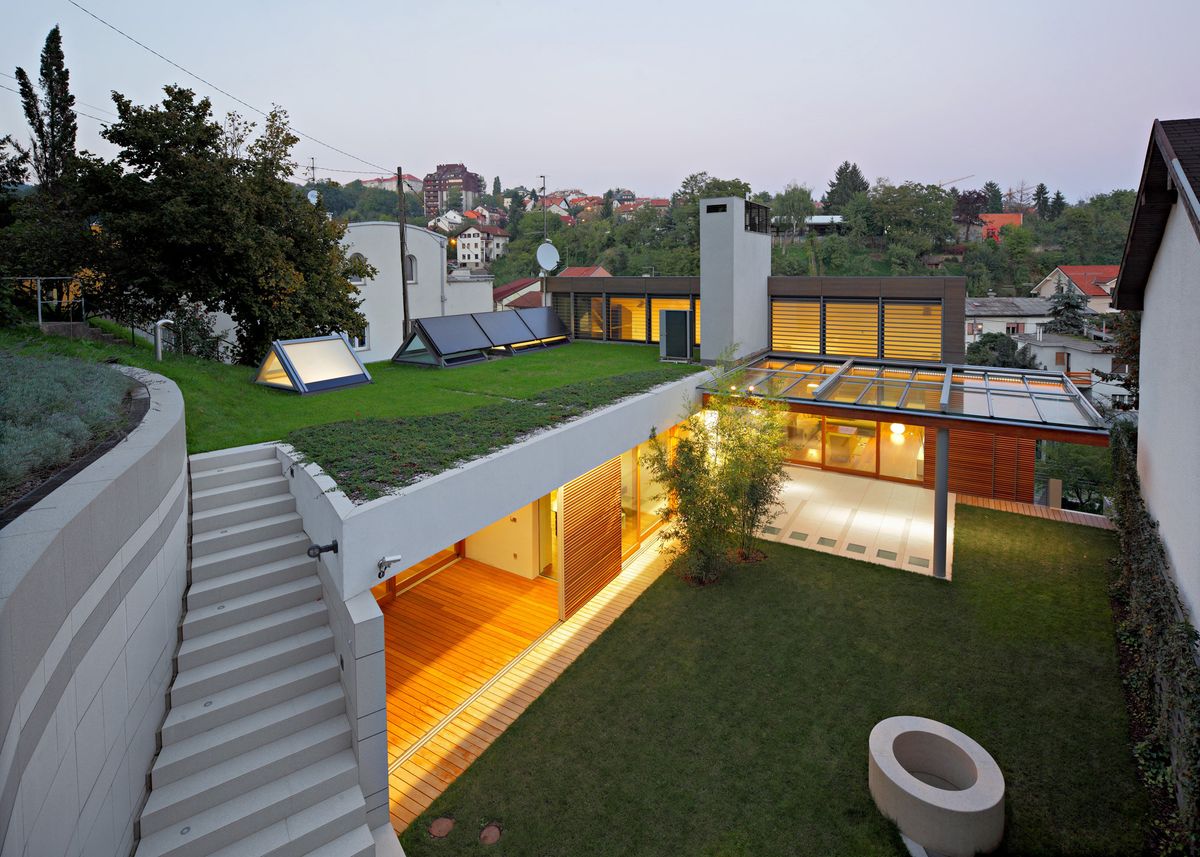 Kuća L – obiteljska kuća ugrađena u padinu - Kuće - 2584