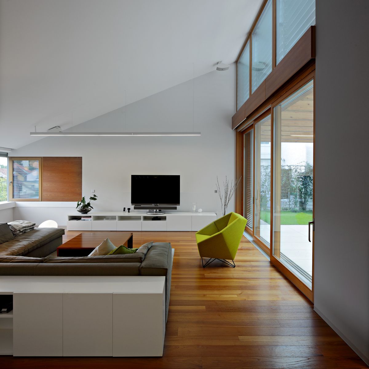 Kuća L – obiteljska kuća ugrađena u padinu - Kuće - 2591