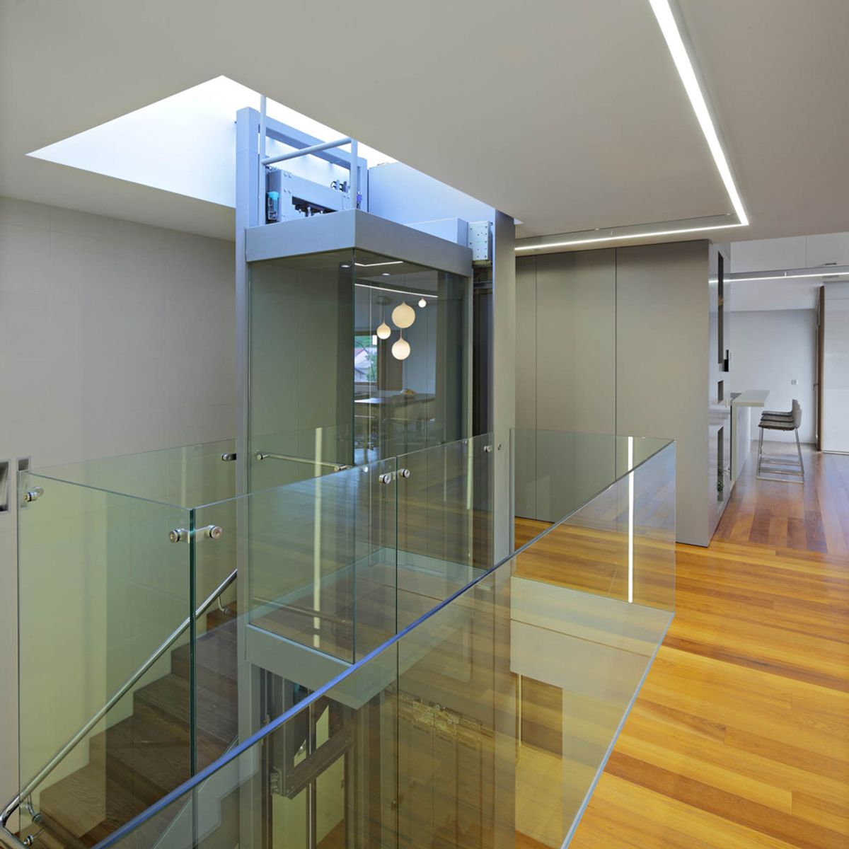 Kuća L – obiteljska kuća ugrađena u padinu - Kuće - 2592