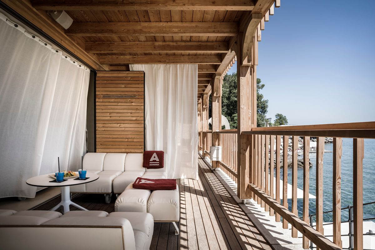 Kupalište Angiolina - Trgovački objekti - 2864