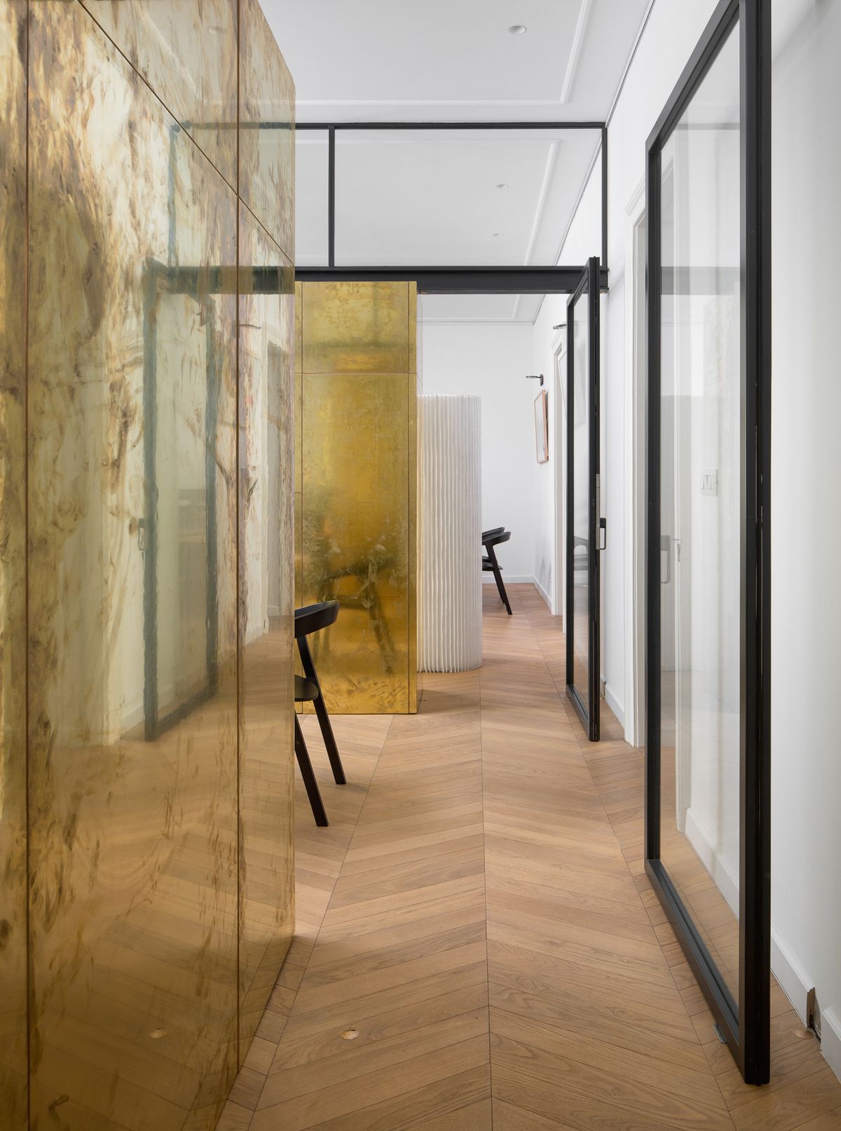 Dolac 9 - Poslovni prostori - 3011