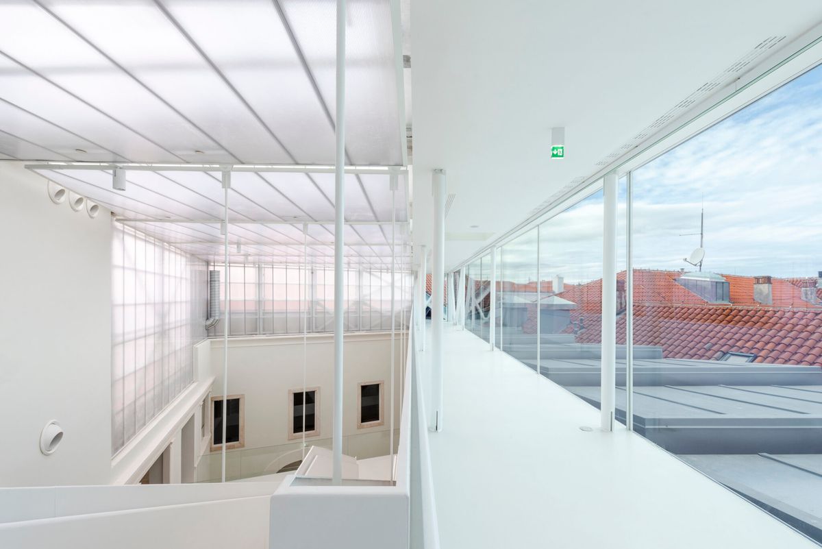 Providurova palača - Javni objekti - 3307