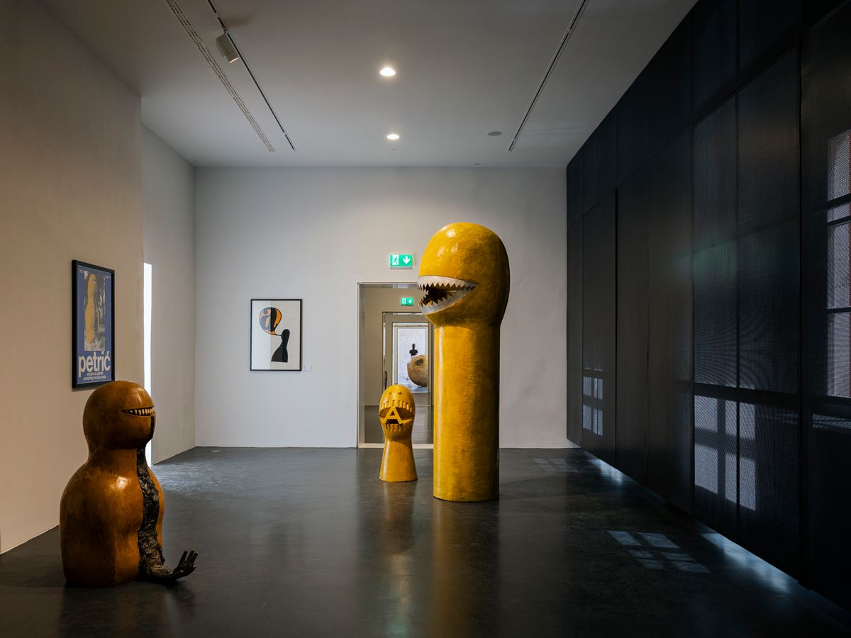 Providurova palača - Javni objekti - 3321