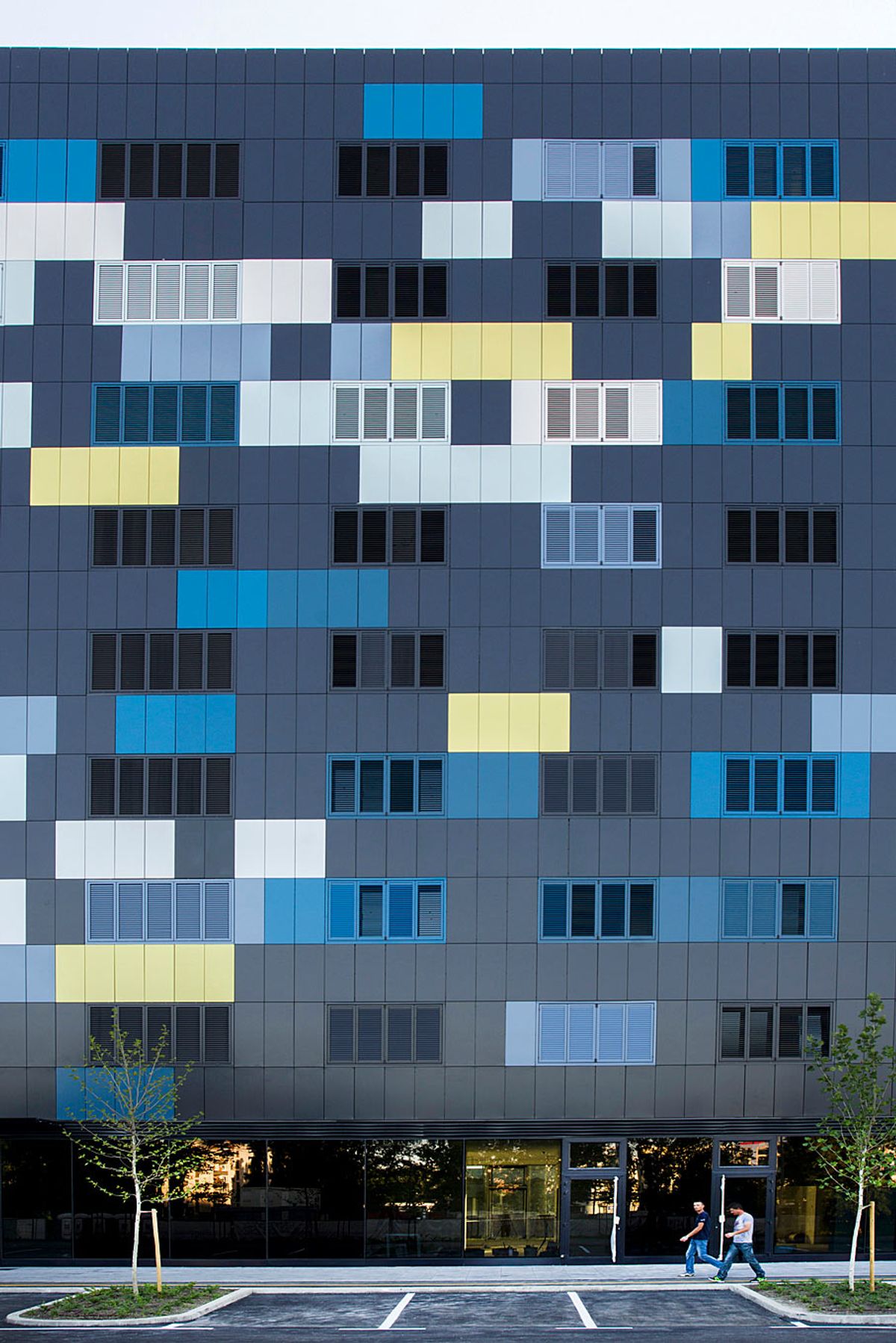 Stambeni kompleks Strojarska - Višestambeni objekti - 3440