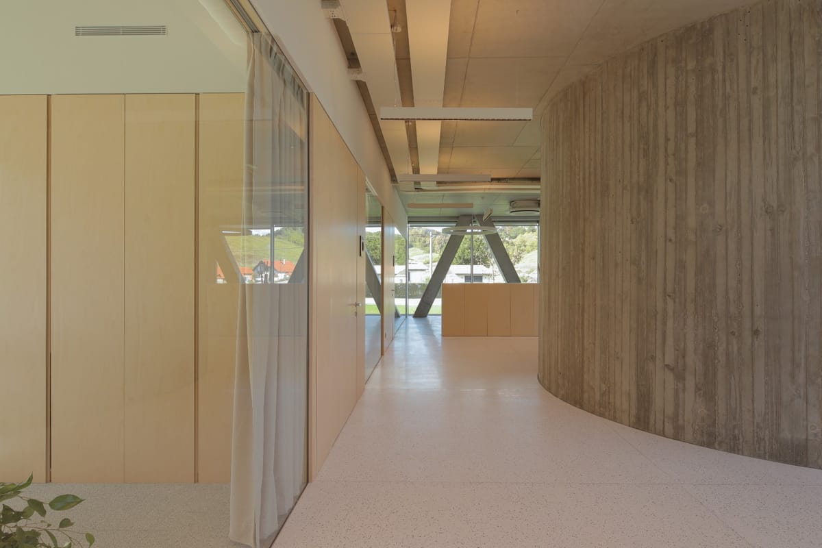 Proizvodno poslovna zgrada Dubrovčan - Poslovni prostori - 4105