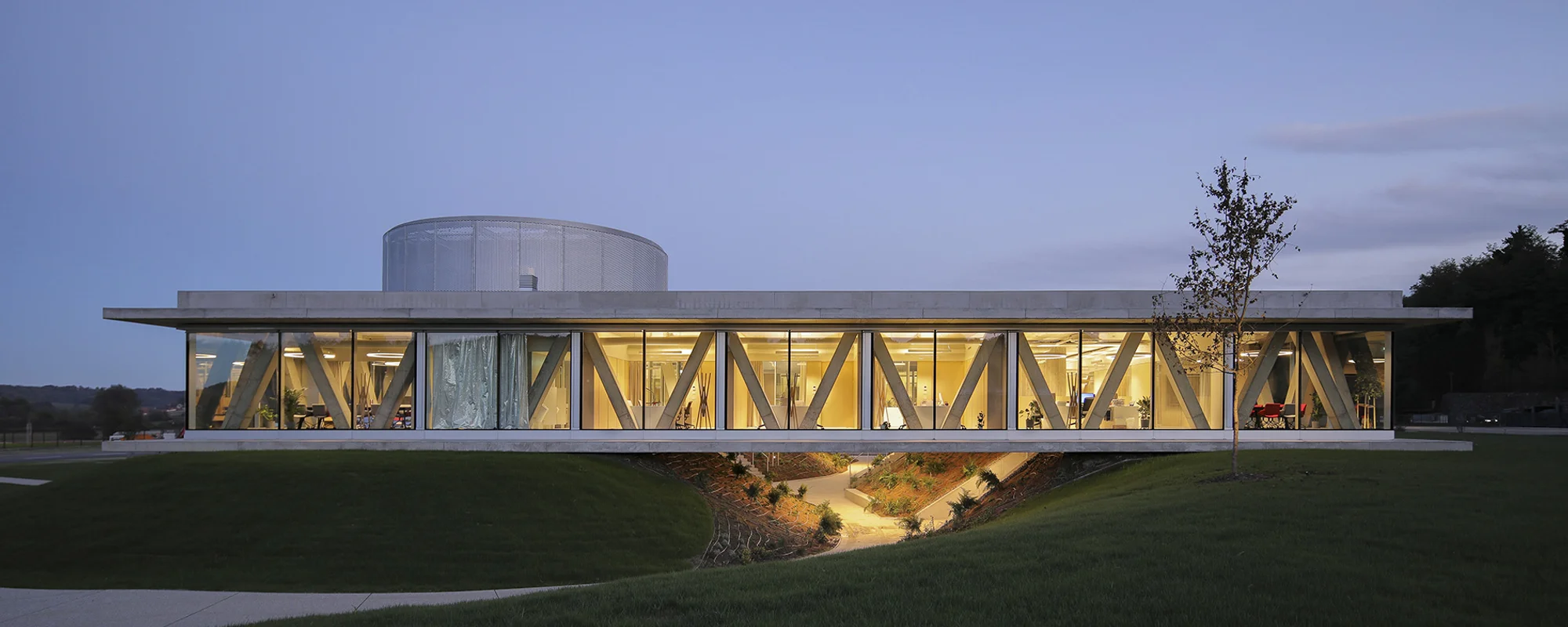 Proizvodno poslovna zgrada Dubrovčan