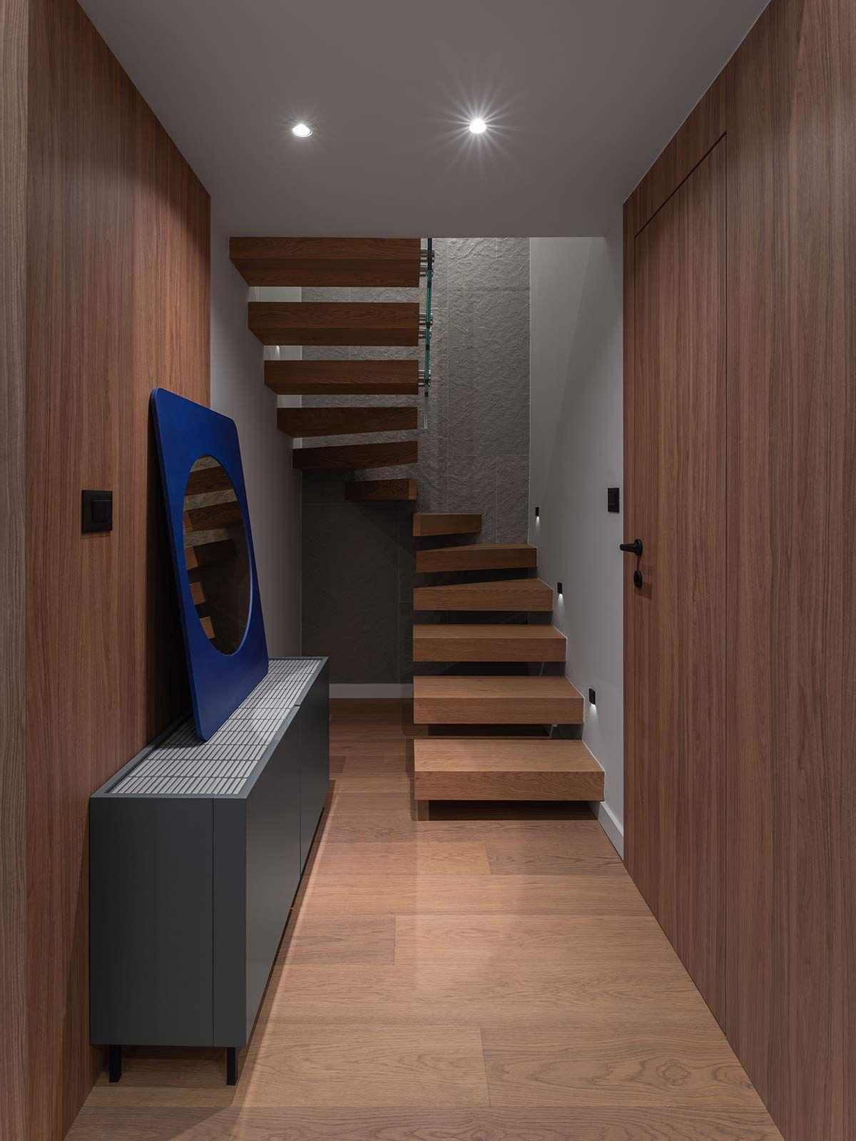 Vertikalna logika dvosobnog stana - Interijer stana - 3592