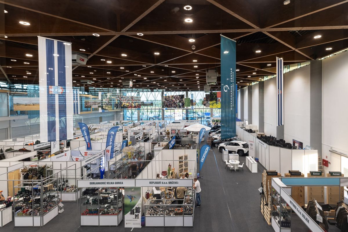 Gospodarski centar Osječko-baranjske županije – Sajamska zgrada - Javni objekti - 3781