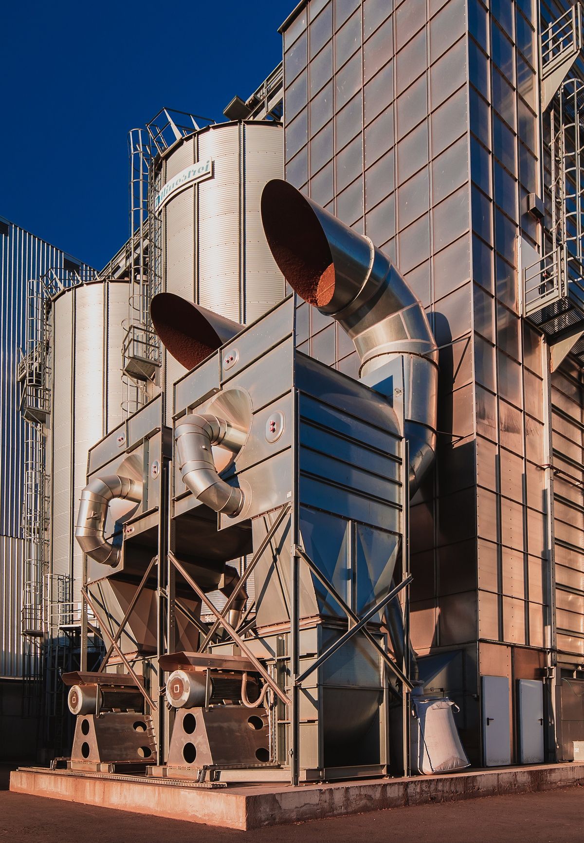 Tvornica ulja Čepin - Komercijalni objekti - 3751