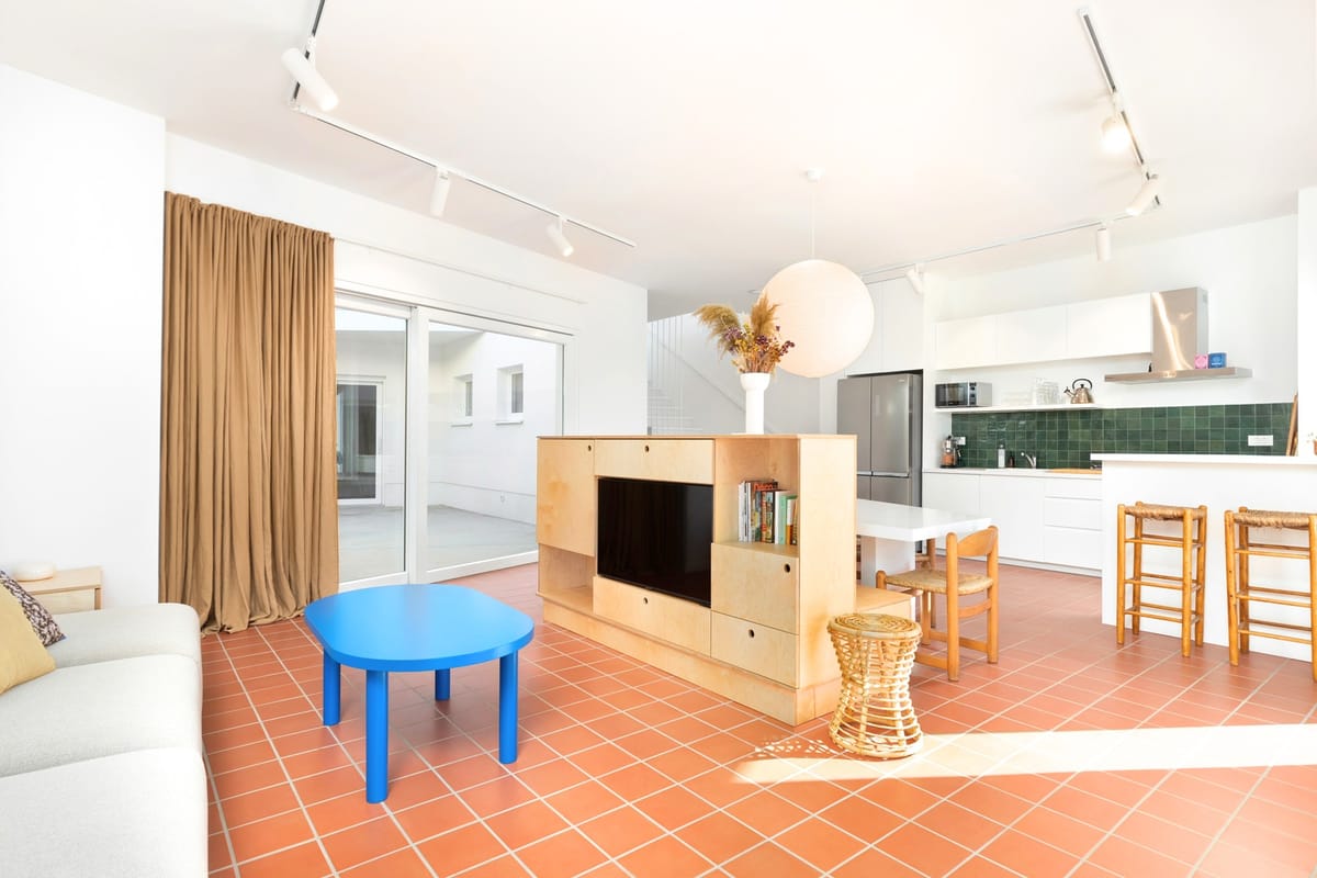 Kuća s intimnim dvorištem u Milni - Vikendice i kuće za odmor - 3973