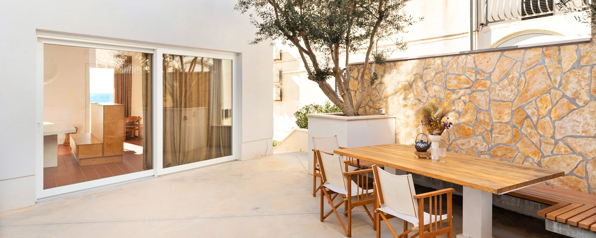 Kuća s intimnim dvorištem u Milni