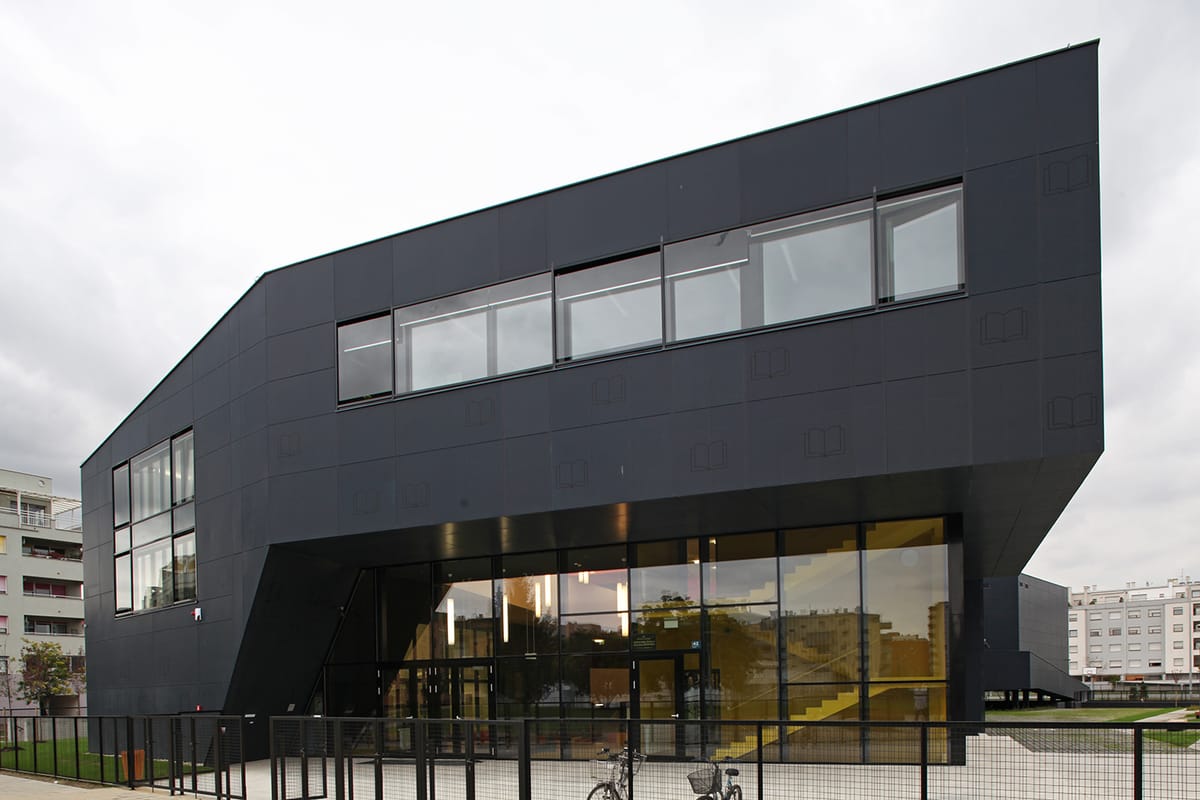 Osnovna škola na Vrbanima - Javni objekti - 4002