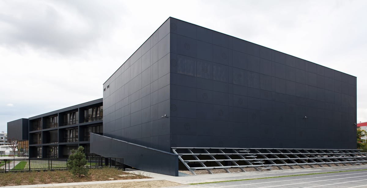 Osnovna škola na Vrbanima - Javni objekti - 4003