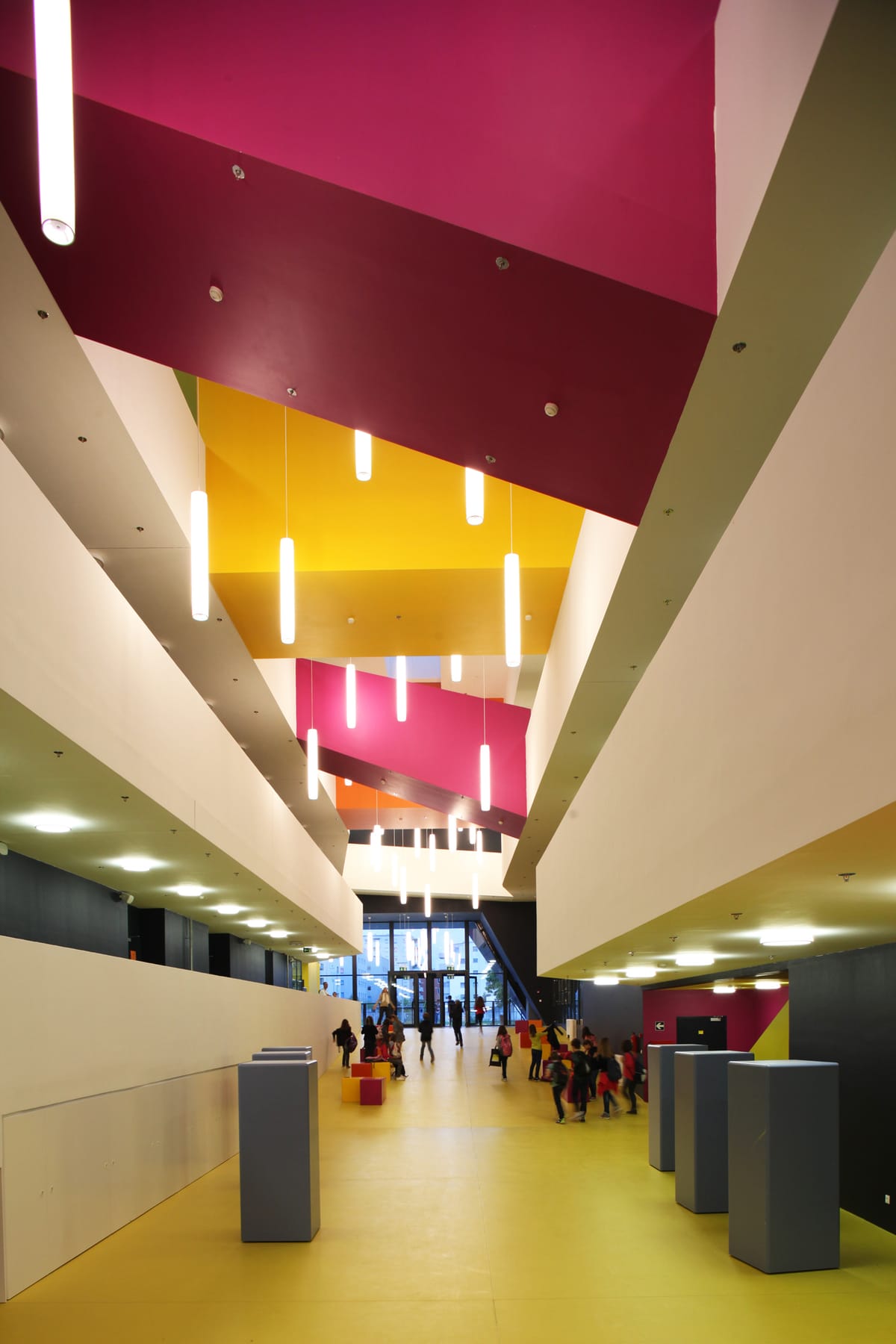 Osnovna škola na Vrbanima - Javni objekti - 4016