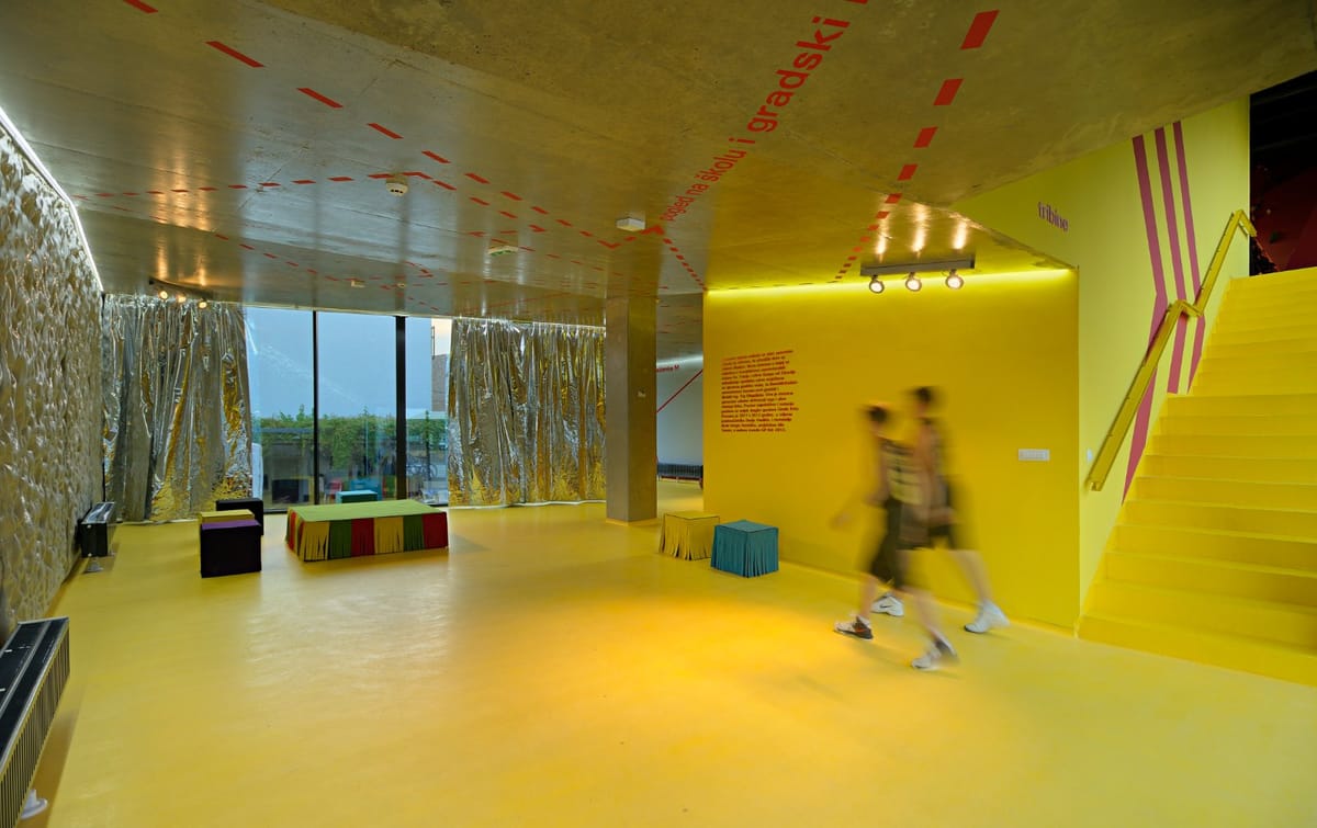 Sportska dvorana i trg na Krku - Javni objekti - 4060