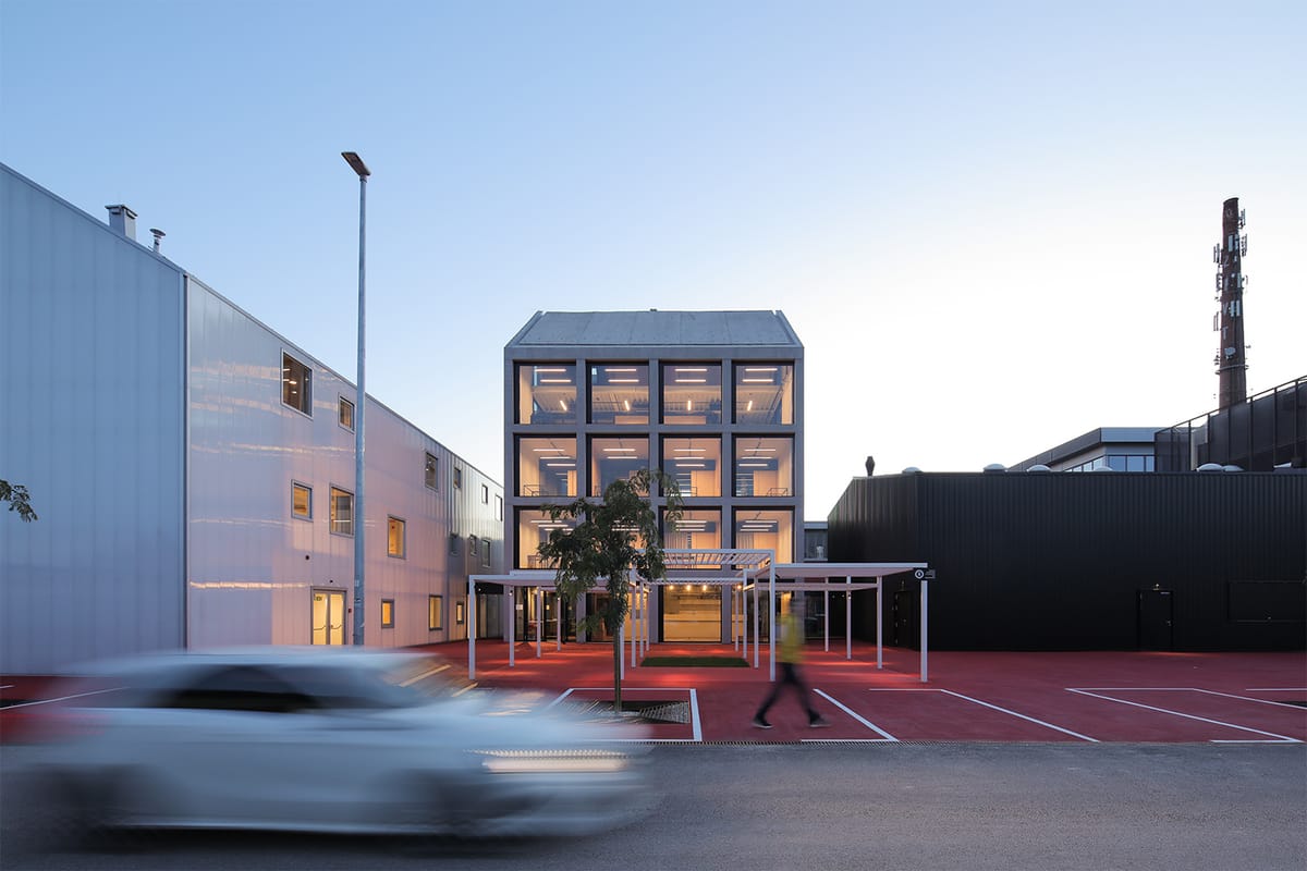 Re-GENERATOR - Javni objekti - 4110