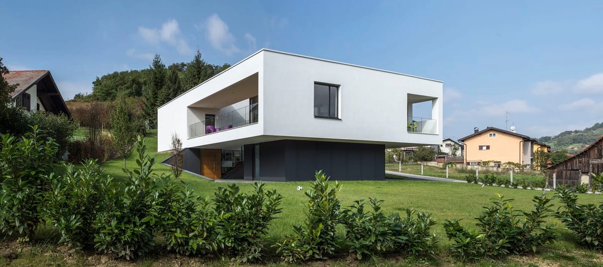 Lebdeća atrijska kuća - Kuće - 4194