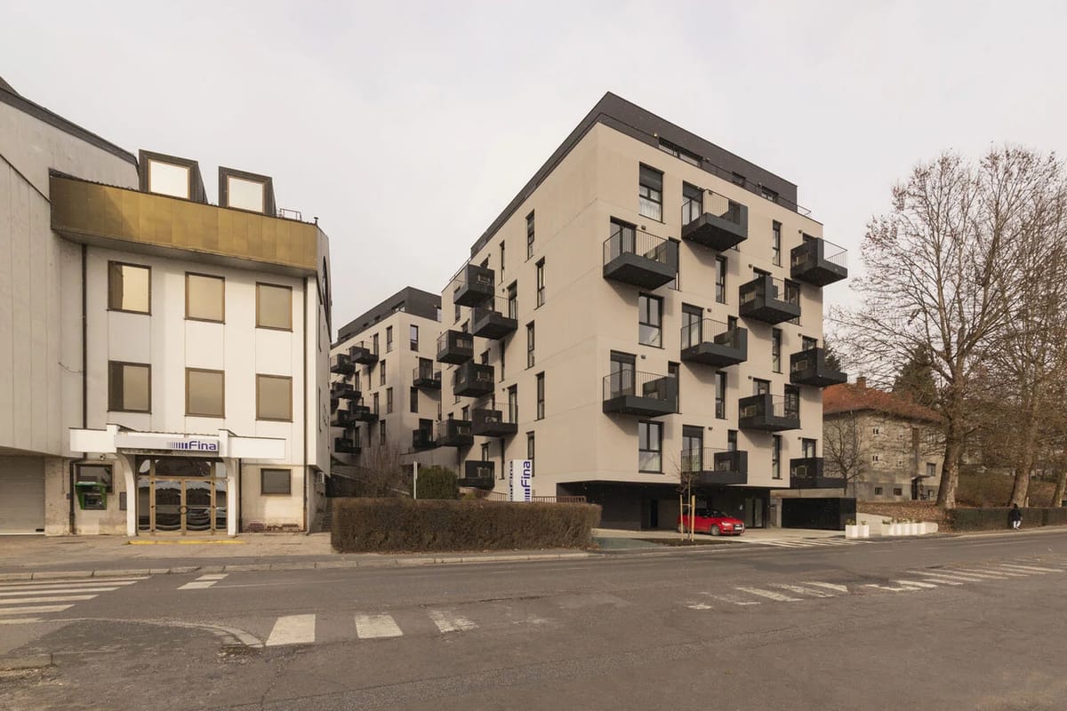 Zgrada između dvije ulice - Višestambeni objekti - 4205