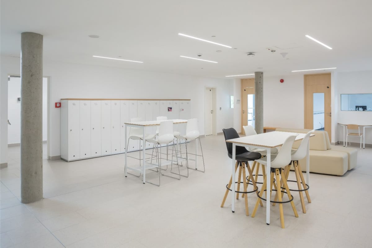 Američka međunarodna škola, Zagreb - Škole - 4364