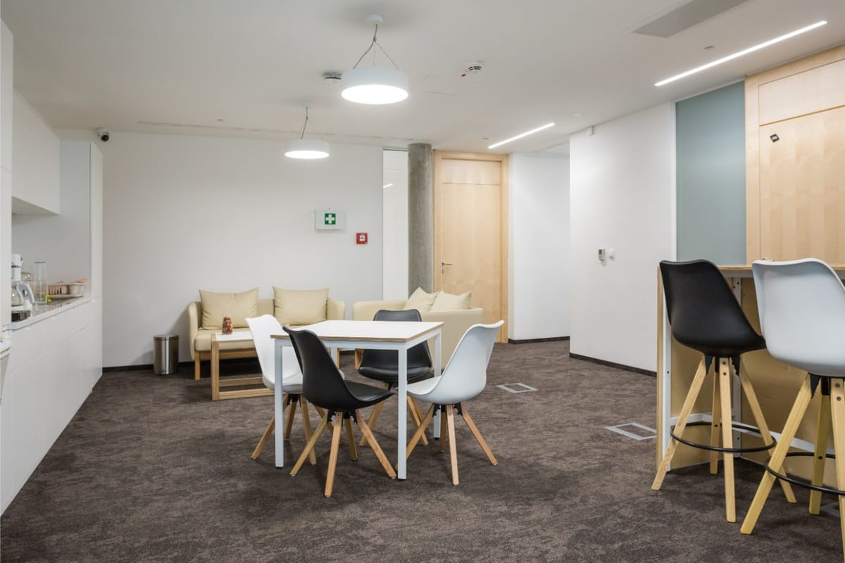 Američka međunarodna škola, Zagreb - Škole - 4365