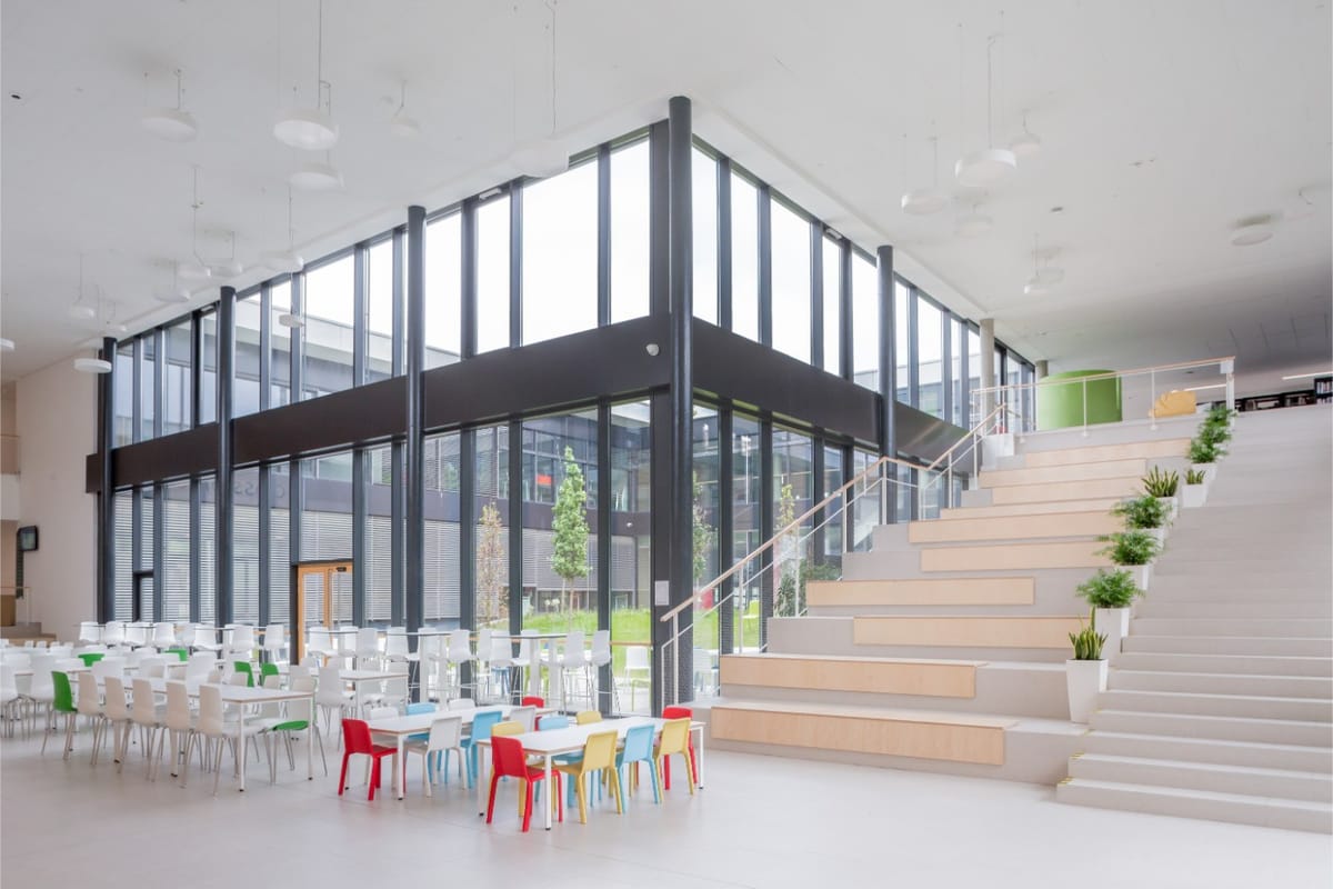 Američka međunarodna škola, Zagreb - Škole - 4357