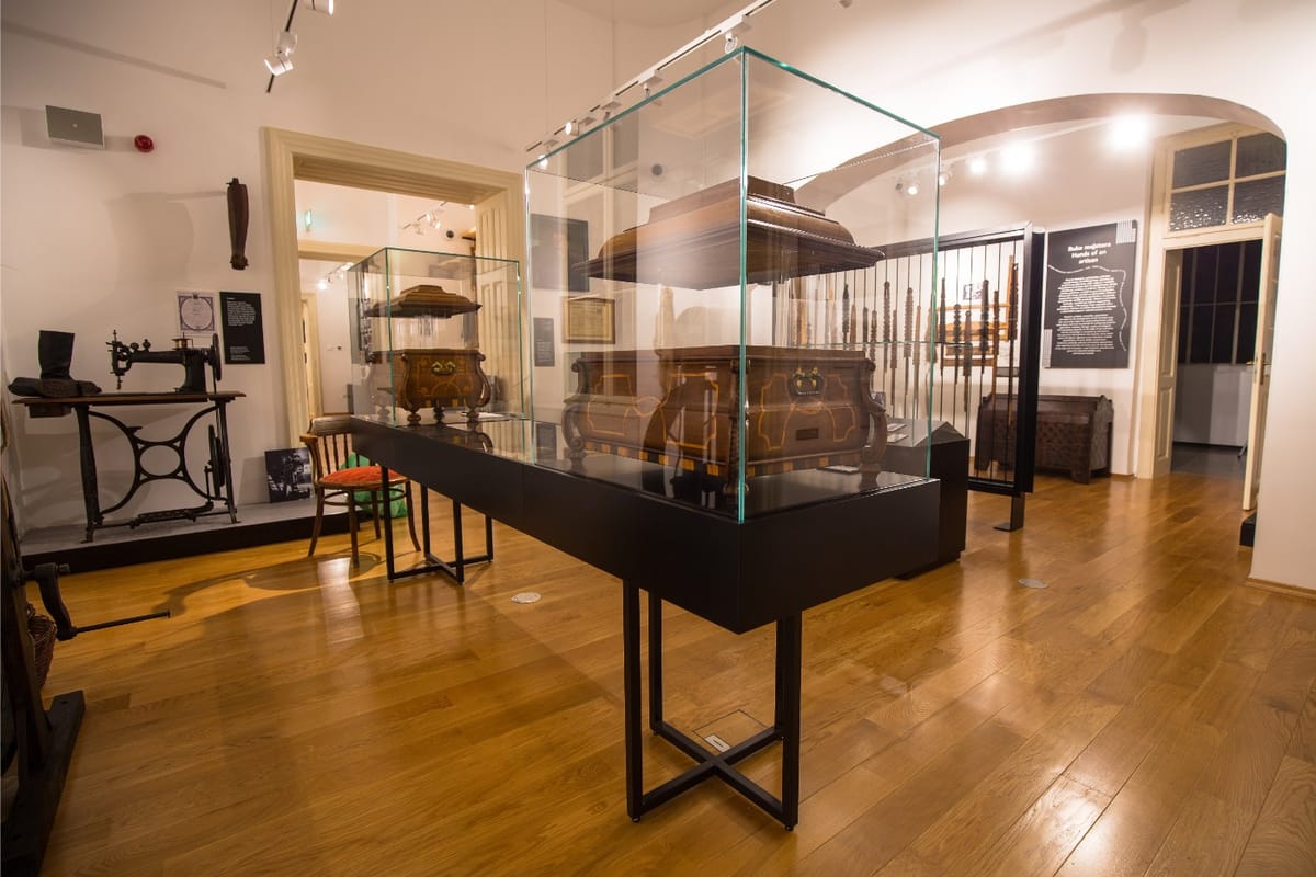 Dvorac Pejačević, Virovitica - Muzeji i galerije - 4409