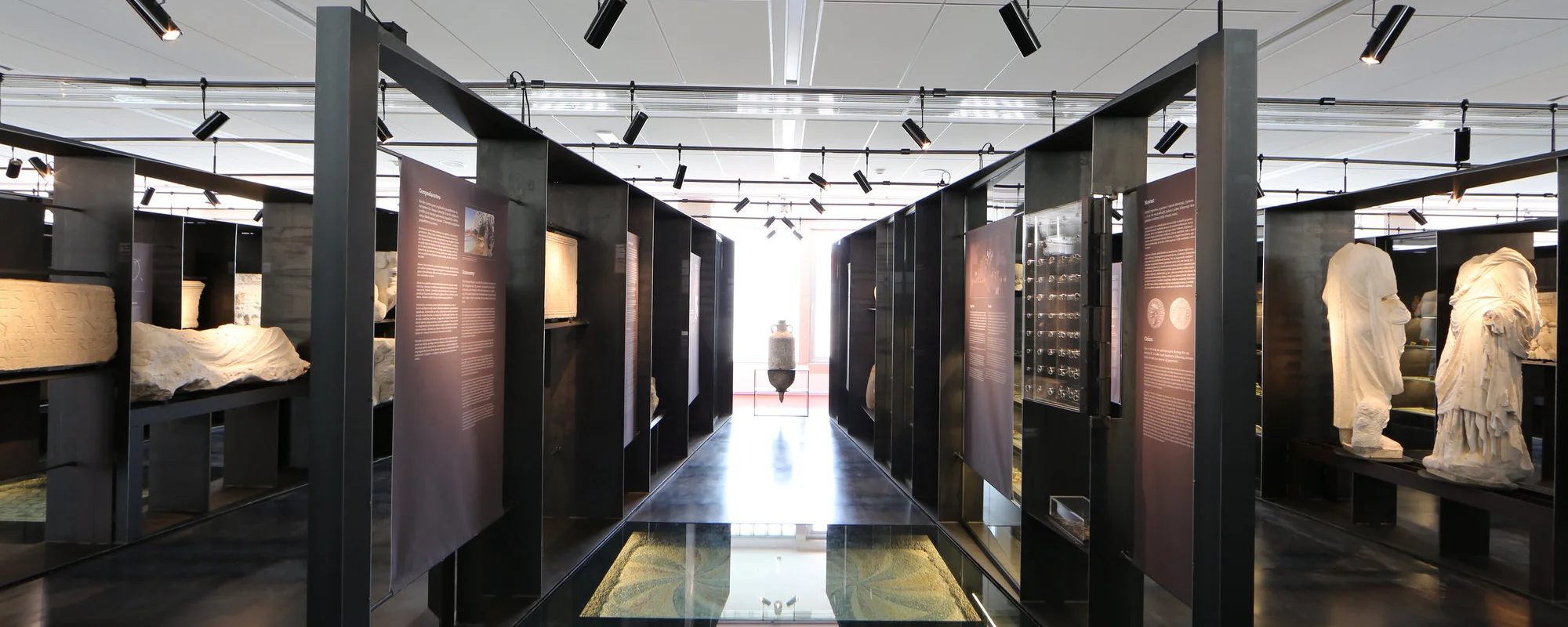 Stalni postav antike