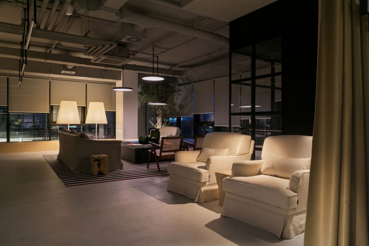 Transformacija industrijskog prostora u suvremeni ured - Uredski i radni prostori - 4686