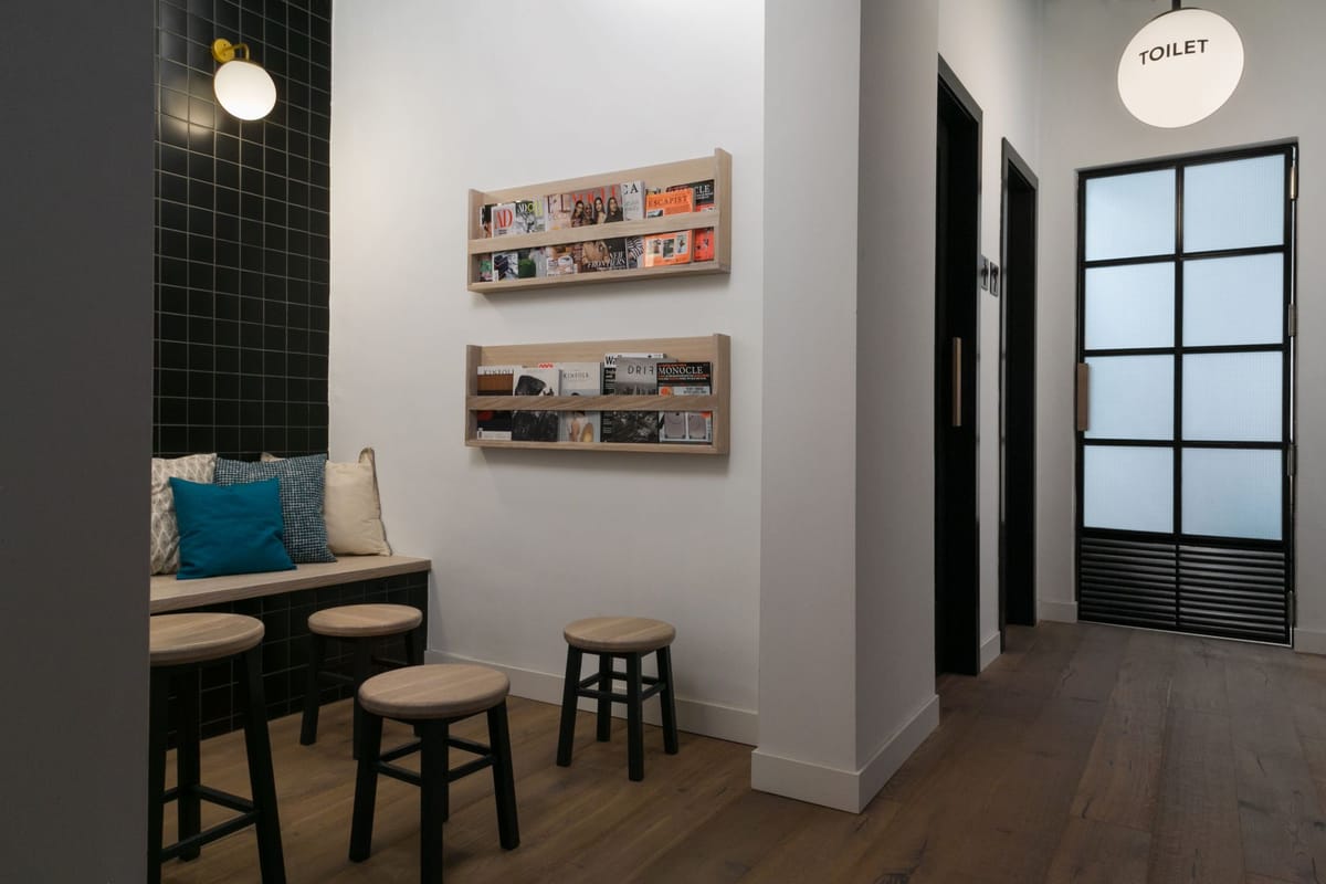 Klara Premium Store na zagrebačkom Zrinjevcu - Trgovački objekti - 4669