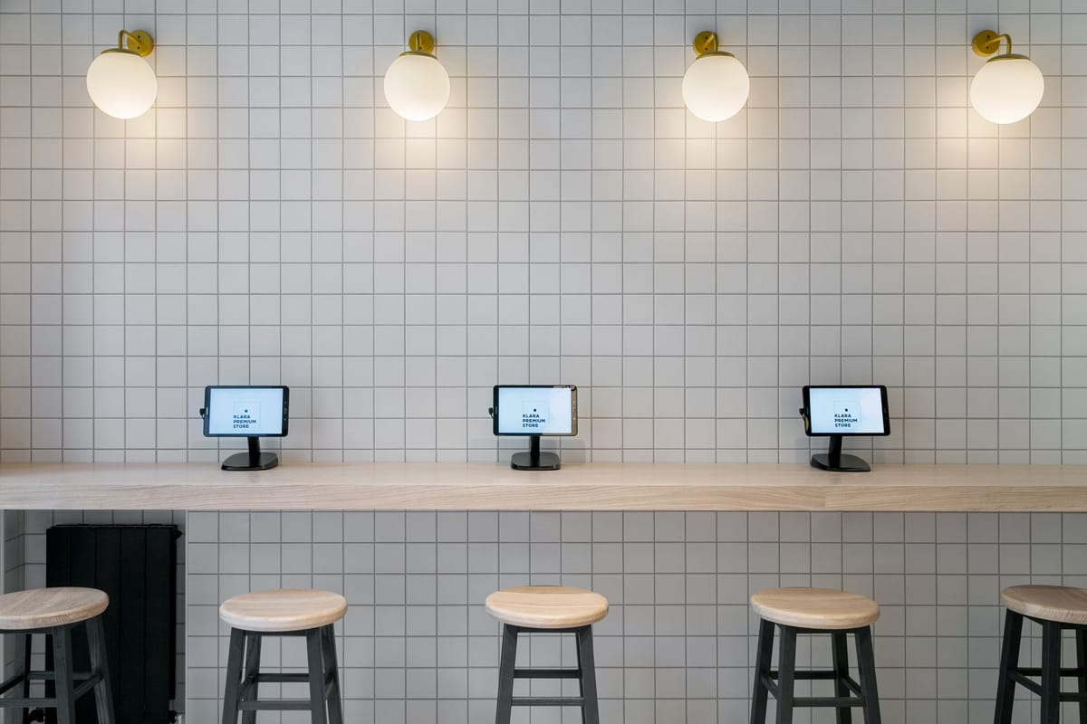 Klara Premium Store na zagrebačkom Zrinjevcu - Trgovački objekti - 4664