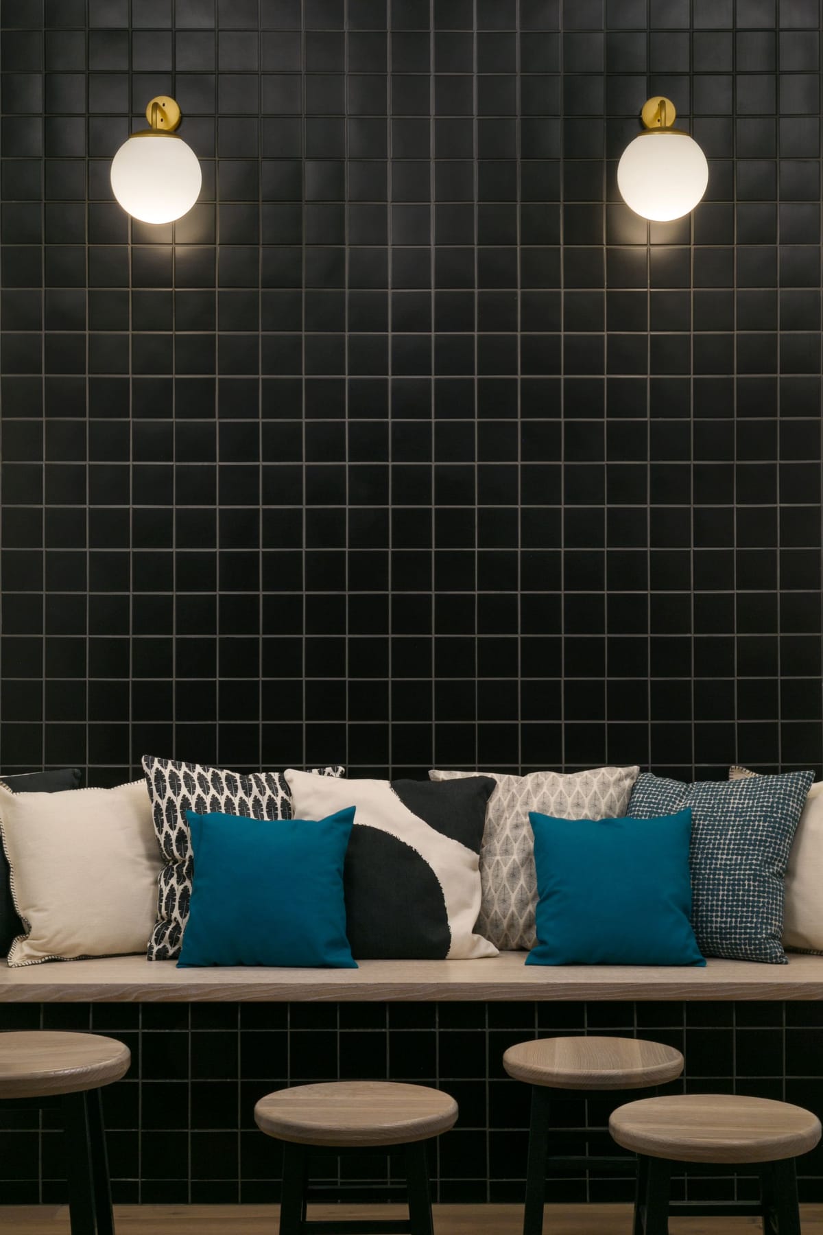 Klara Premium Store na zagrebačkom Zrinjevcu - Trgovački objekti - 4667