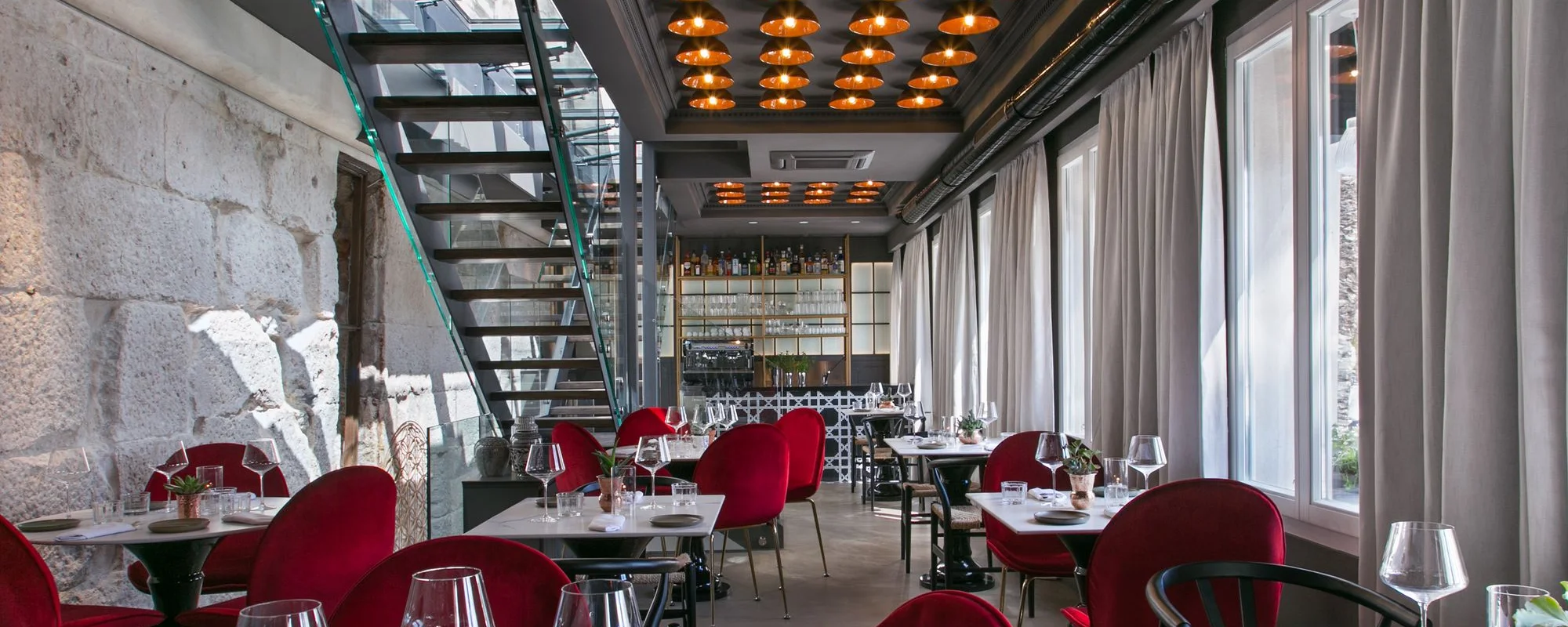 Interijer splitskog restorana ZOI