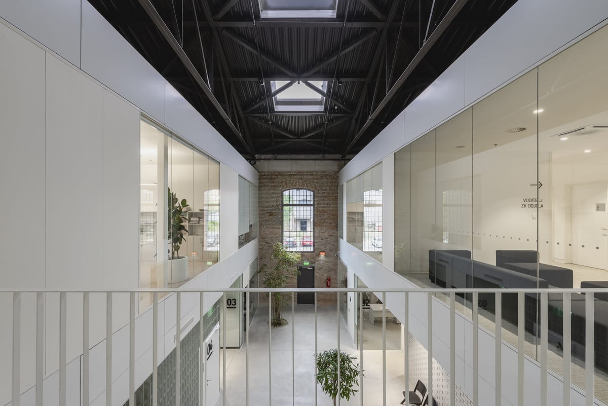 Jašionica (gruntovnica) - Javni objekti - 4758