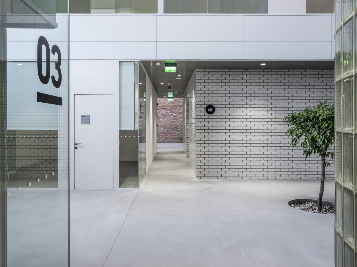 Jašionica (gruntovnica) - Javni objekti - 4756