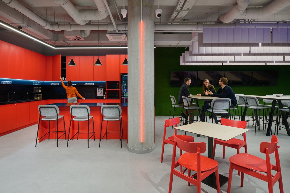 Ured tvrtke za tehnologiju i zabavu - Poslovni prostori - 450