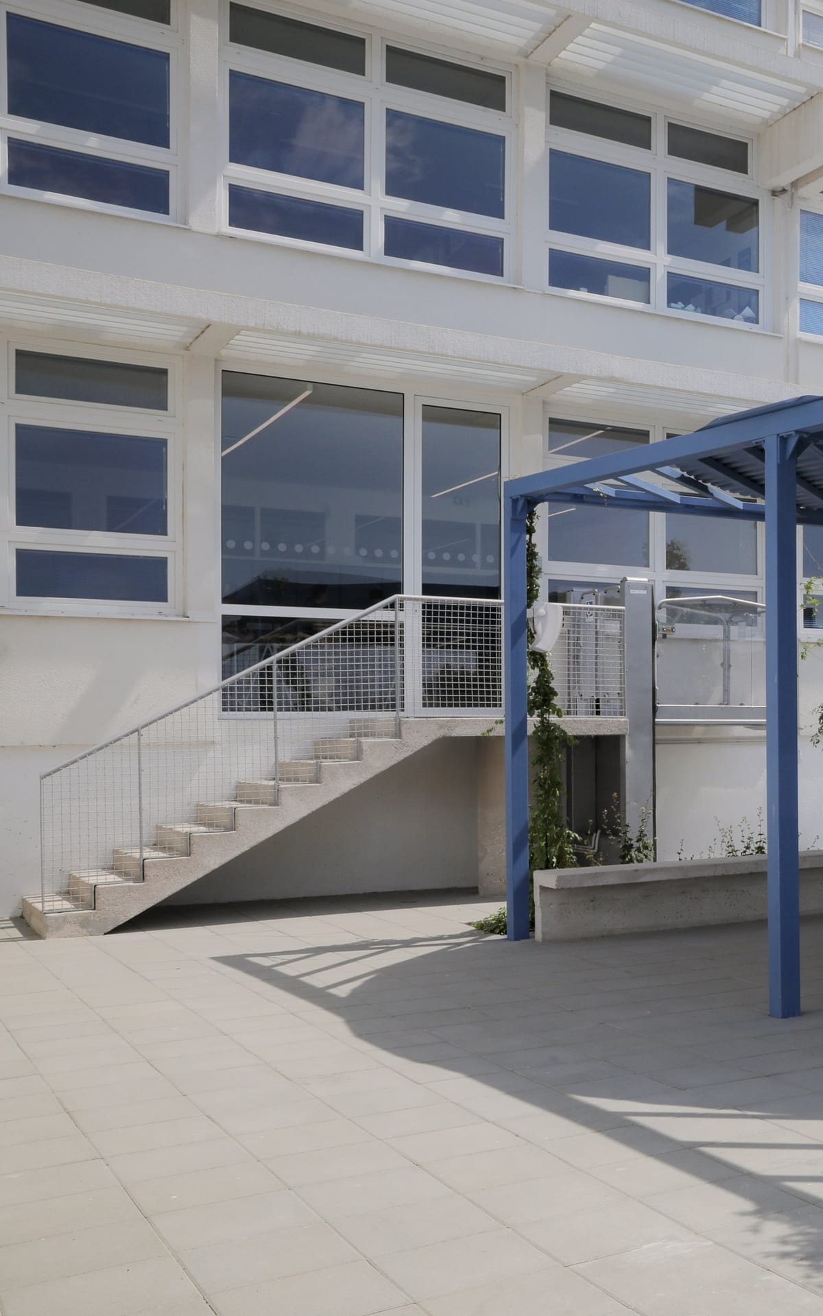 Uređenje učionice i vanjske terase osnovne škole - Škole - 5027