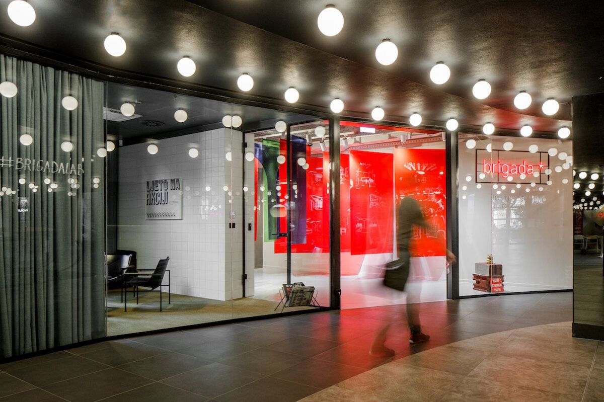 Brigadin Ured - Poslovni prostori - 476