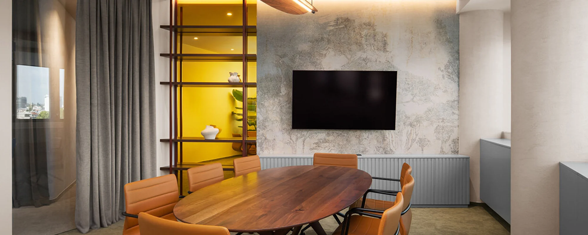 Ured u Ciboninom tornju