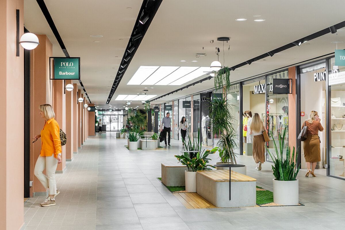 Kaptol Centar - Trgovački objekti - 482