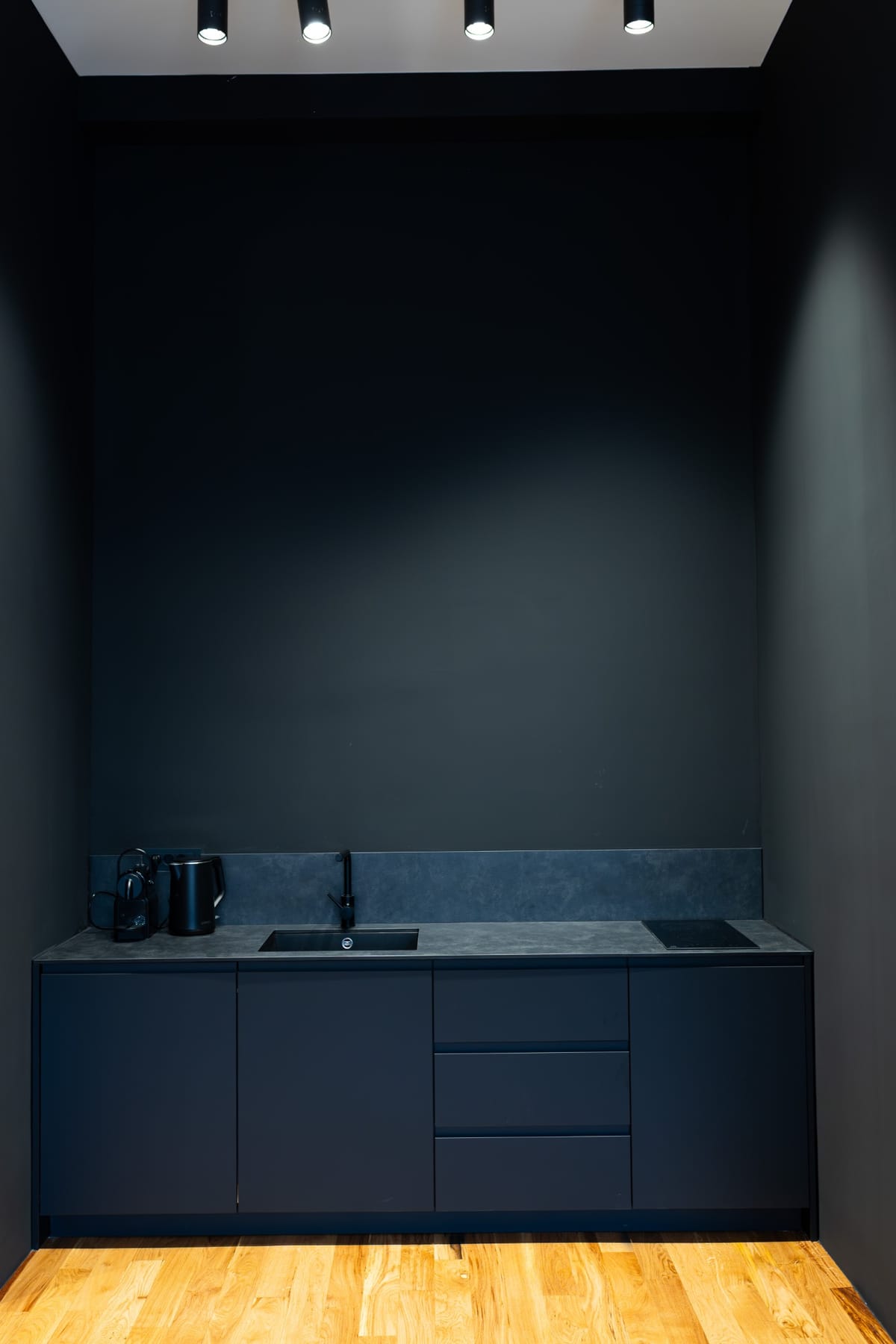 Primat RD Showroom - Design & Build realizacija - Trgovački objekti - 5218