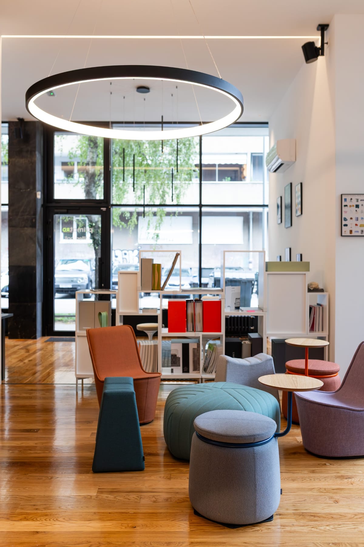 Primat RD Showroom - Design & Build realizacija - Trgovački objekti - 5220