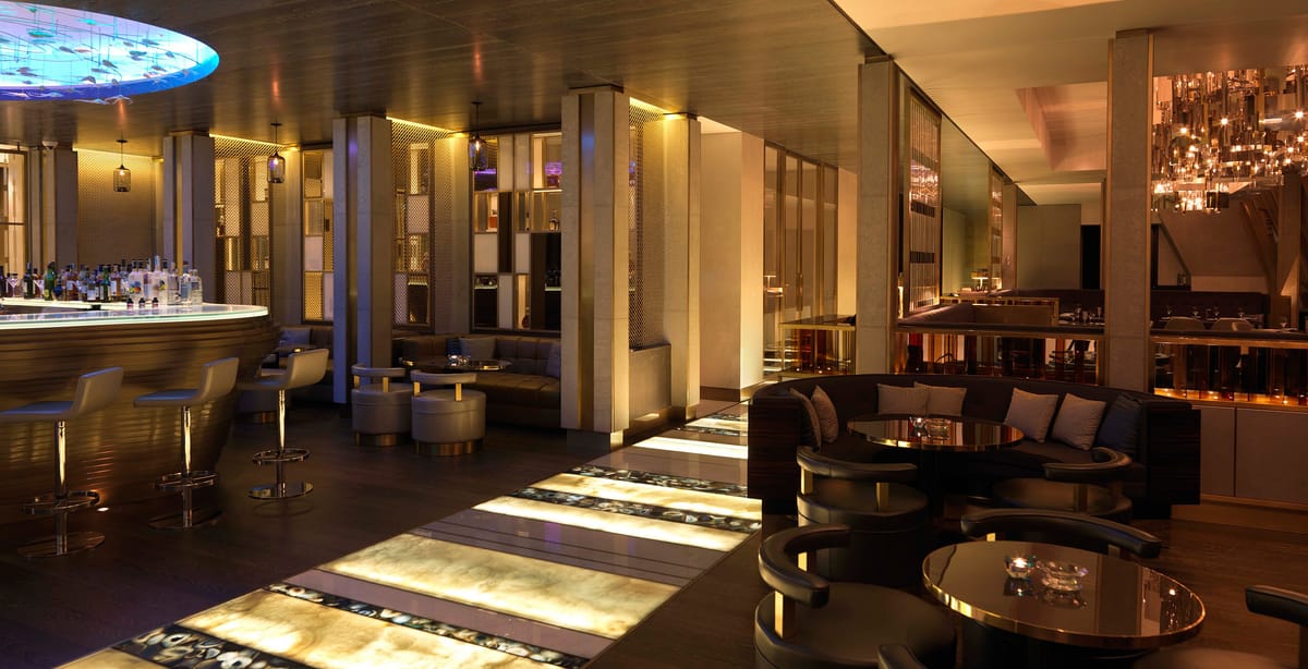 Four Seasons Hotel - Hoteli - 5390