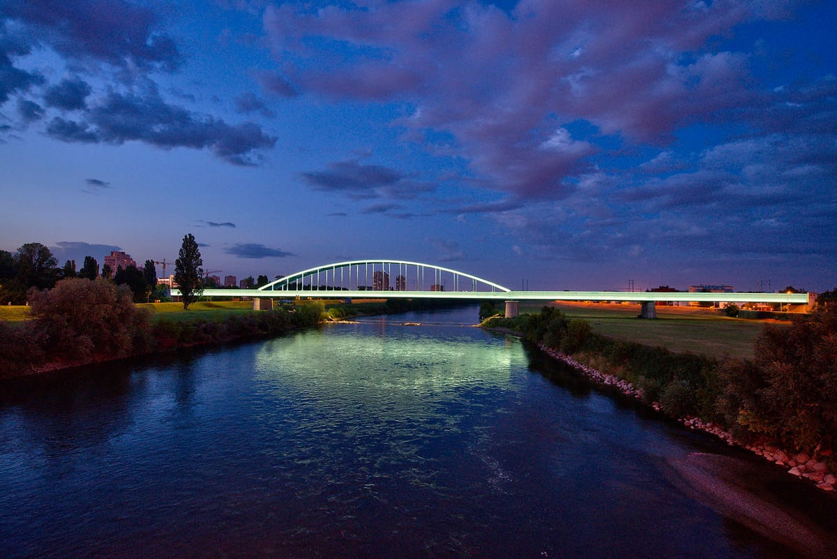 Hendrixov most - Infrastruktura - 5394