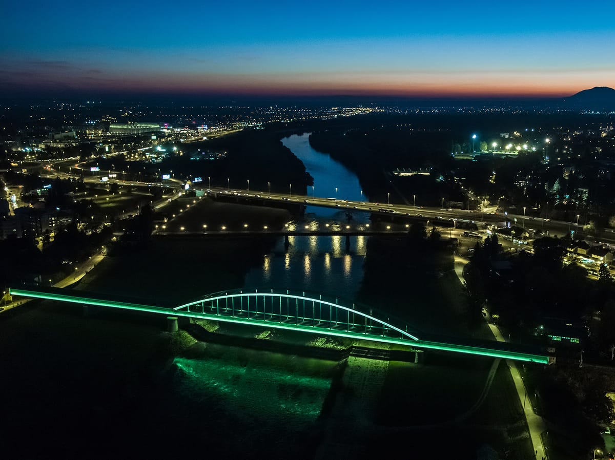 Hendrixov most - Infrastruktura - 5398