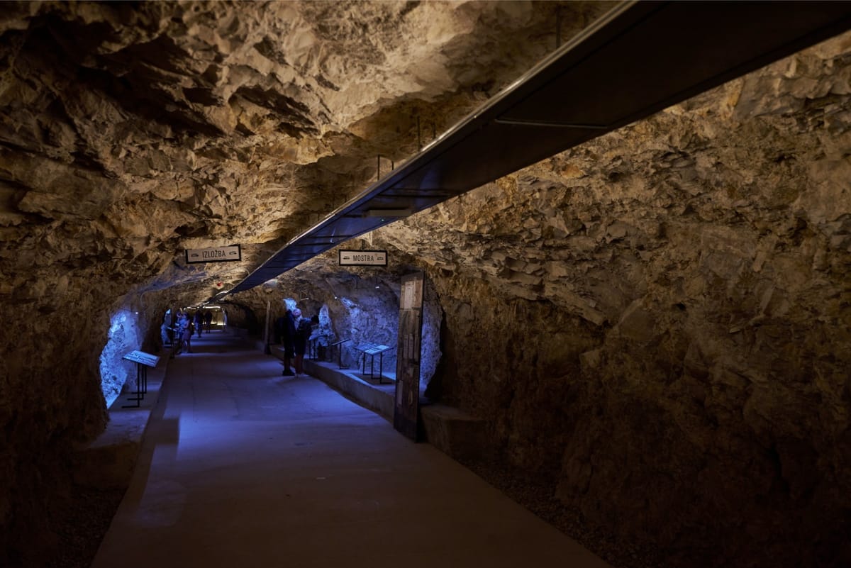 Zerostrasse - Infrastruktura - 5408