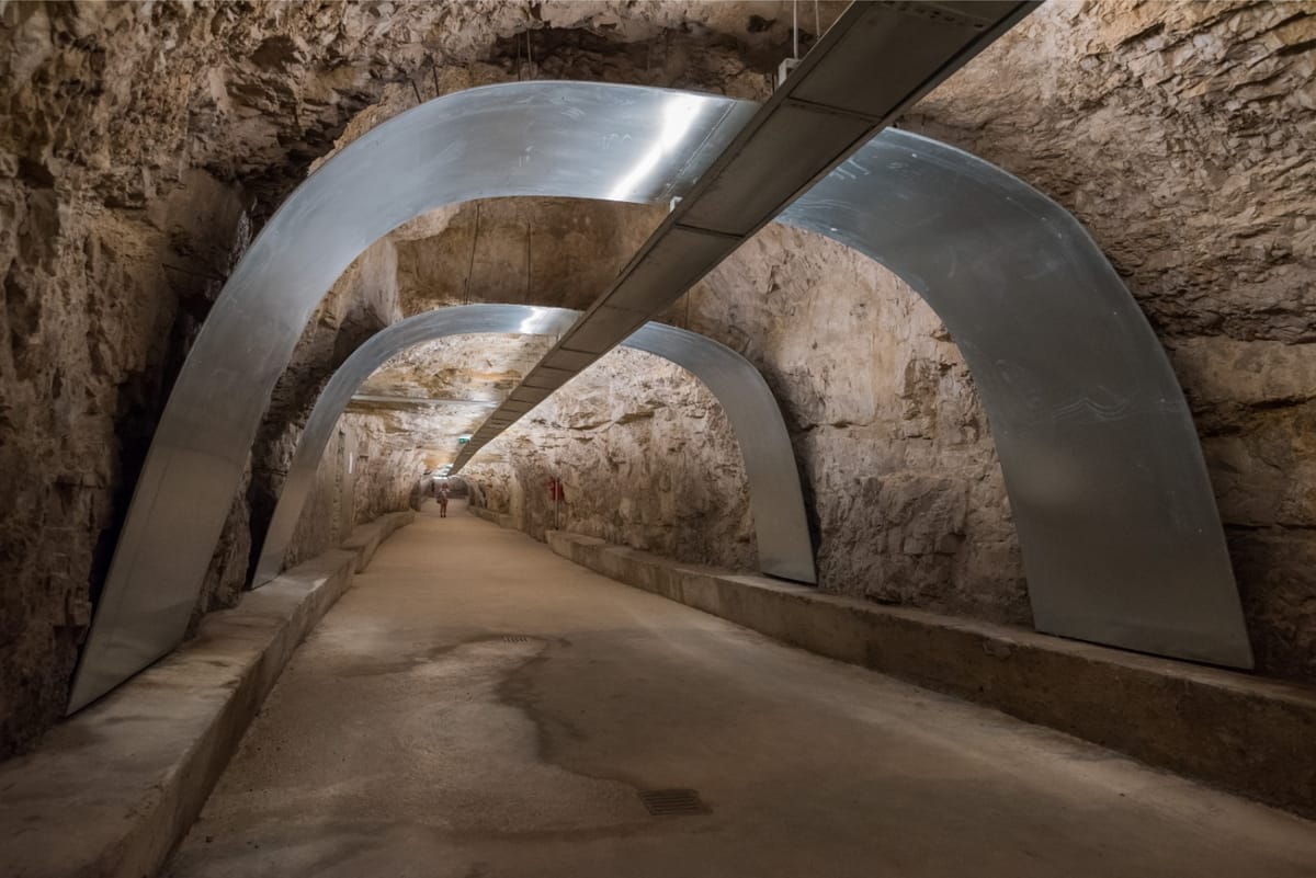 Zerostrasse - Infrastruktura - 5406