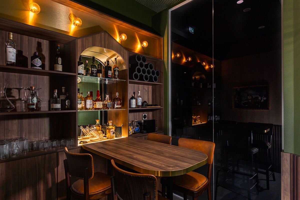 Superology - Poslovni prostori - 505